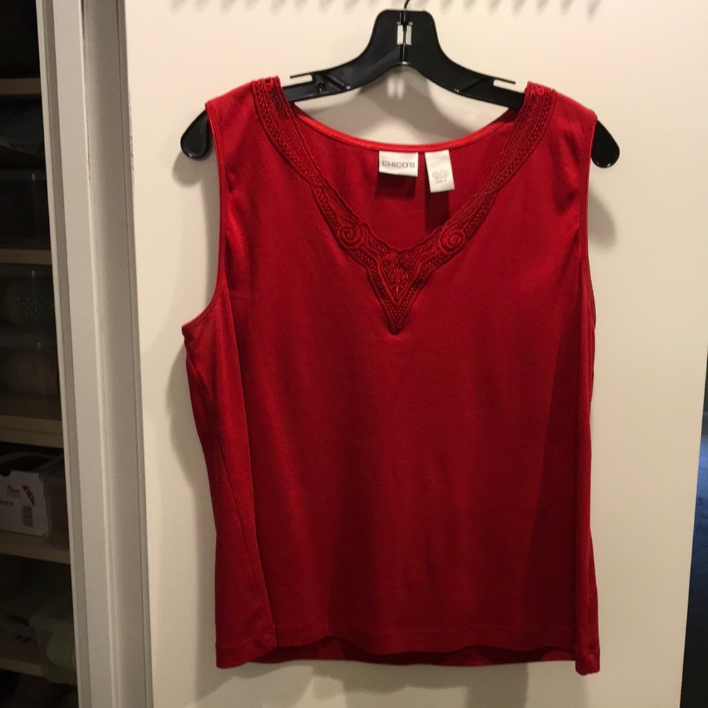 Chico’s sleeveless red top